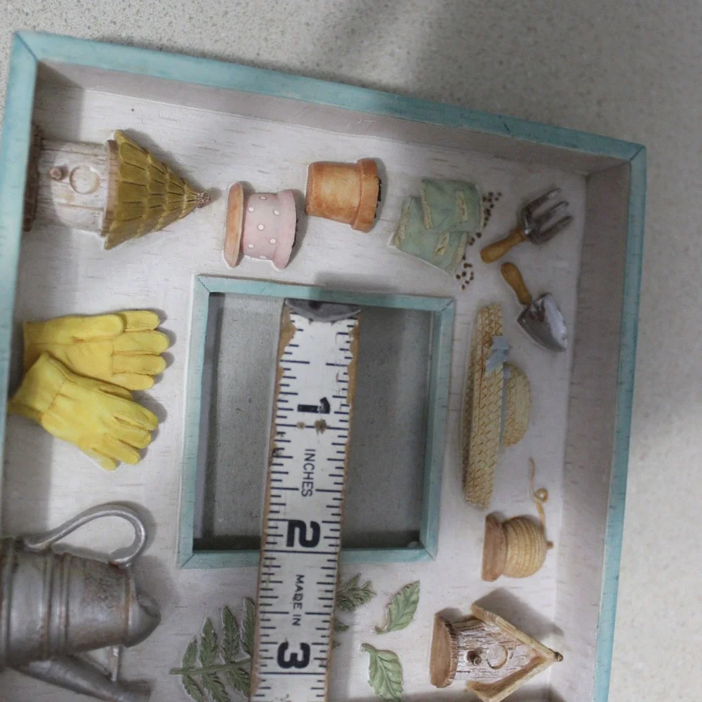Garden Shadow Box Picture Frame 3D Relief Tools Birdhouse 5.5